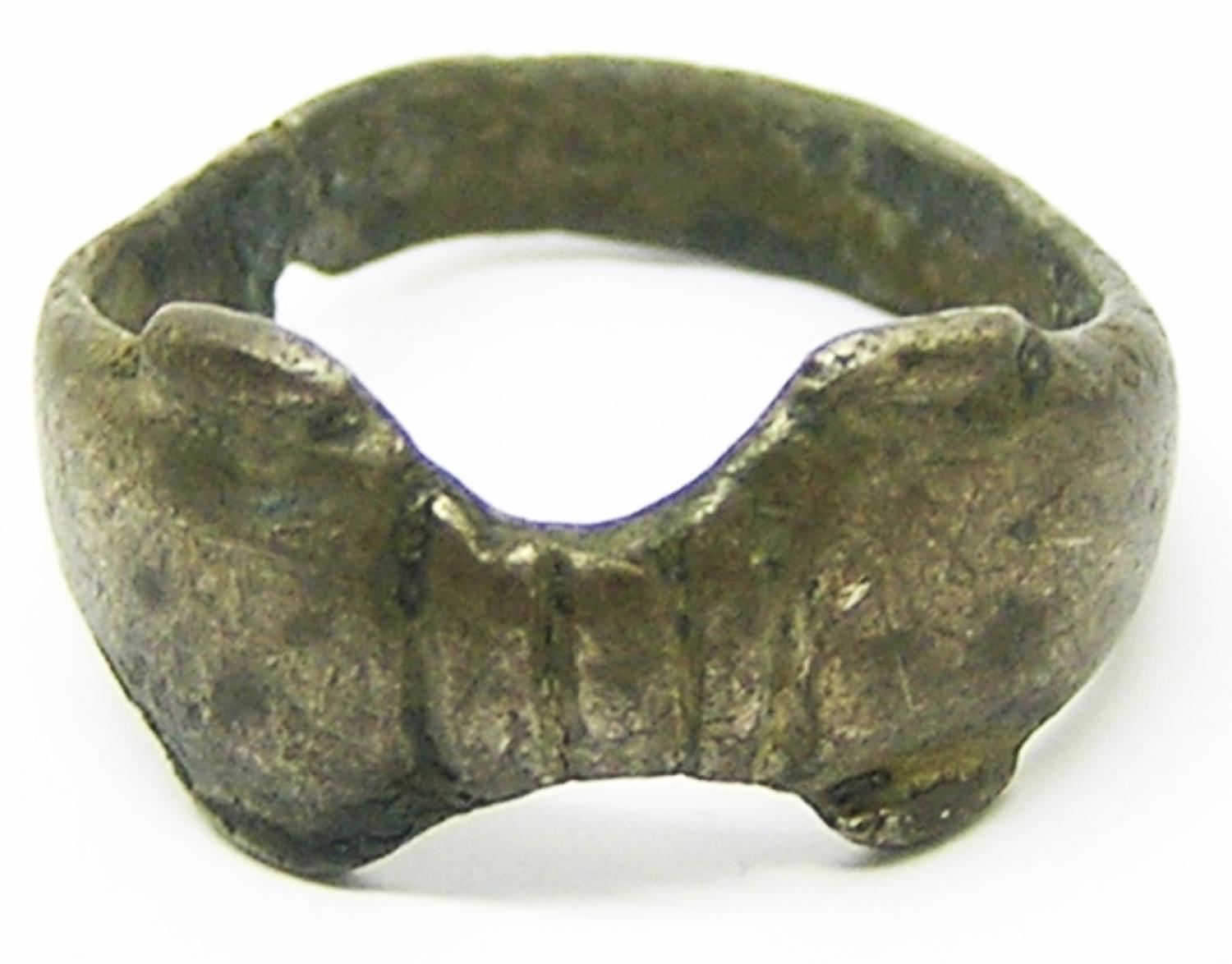 Roman Embracing Dolphins Silver Finger Ring