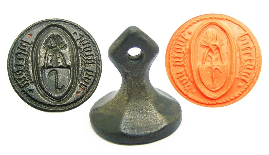 Medieval armorial seal of Biertoul dou mour