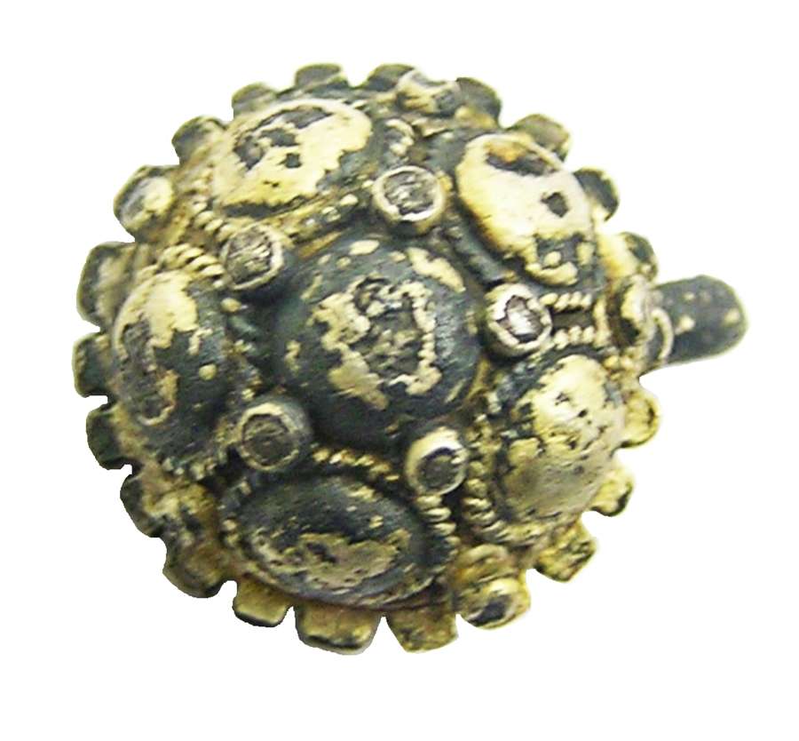 Tudor period silver-gilt hat badge