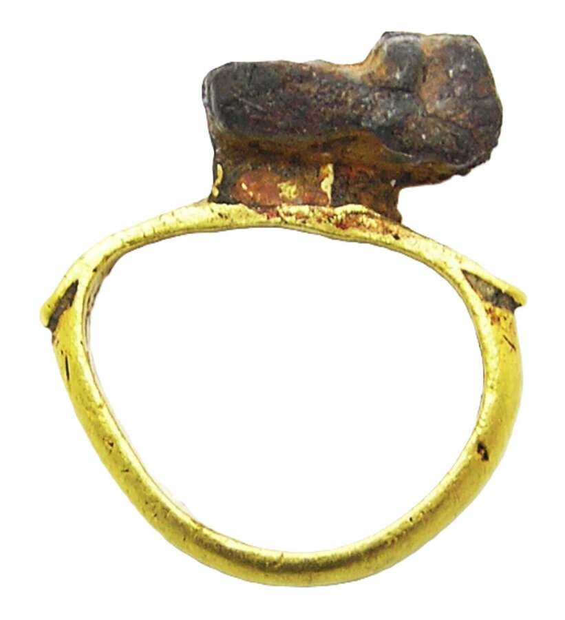 Ancient Roman gold casket Key ring RARE and precious!