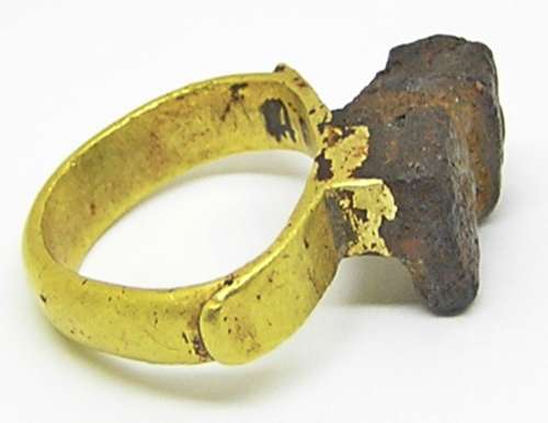 Ancient Roman gold casket Key ring RARE and precious!
