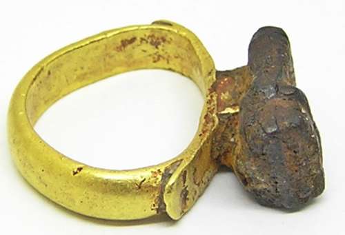 Ancient Roman gold casket Key ring RARE and precious!