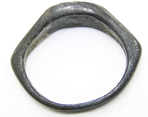 Ancient Roman silver finger ring Henig type VIII