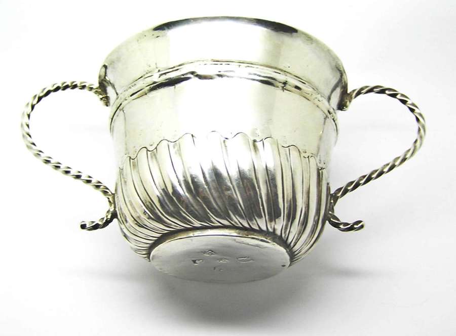Georgian silver porringer by Philip Elston of Exeter
