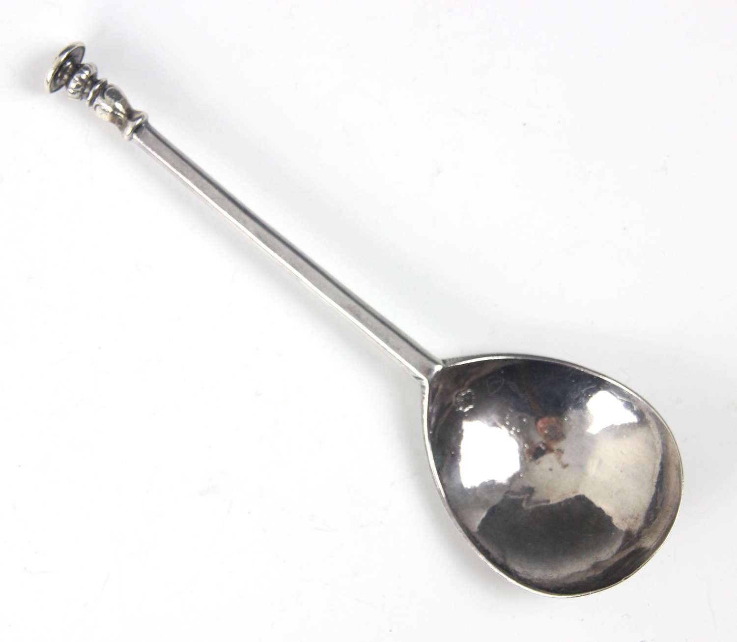 A James I Jacobean Silver Seal Top Spoon by John Lovejoy of London