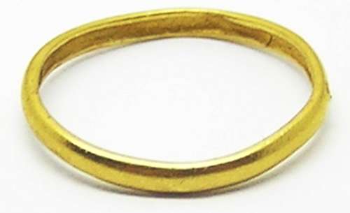 Medieval gold finger ring