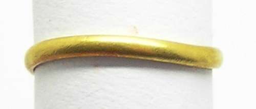 Medieval gold finger ring