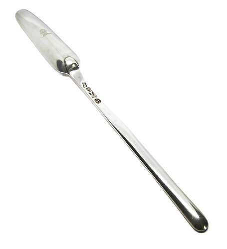 Georgian silver marrow scoop by Richard Crossley London 1785 Wheatsheaf Crest