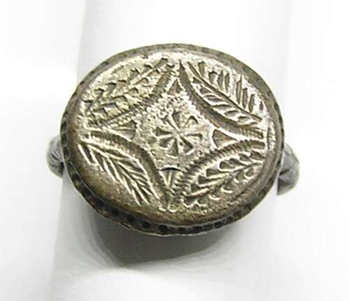 Early Medieval Scandinavian Viking silver signet ring