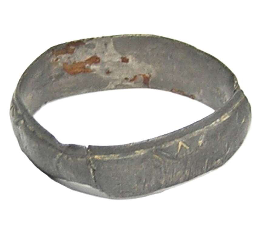 Medieval silver finger ring