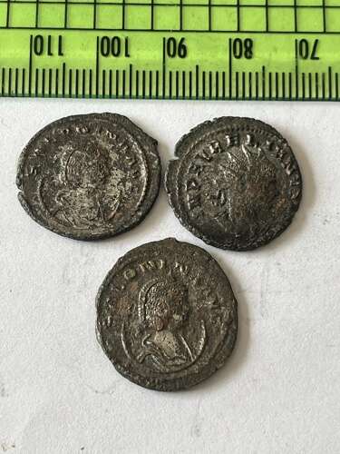 Group of excavated Roman Antonianii of Salonina and Aurelian