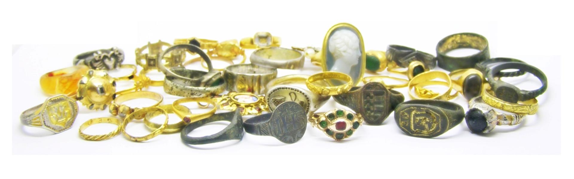 Ancient-Jewellery slide 1